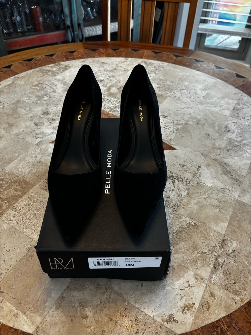 Pelle Moda Aeri-Su Black Kid Suede Pumps Size 10 NIB